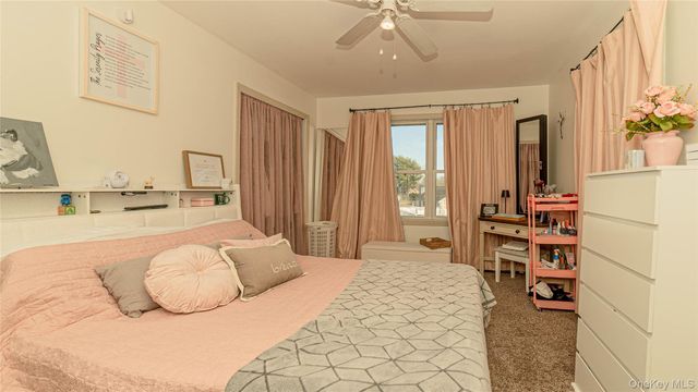 67 Sheldon Street, Central Islip, NY 11722