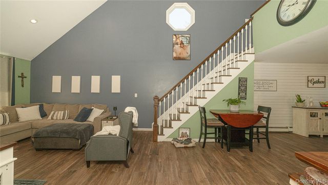 67 Sheldon Street, Central Islip, NY 11722