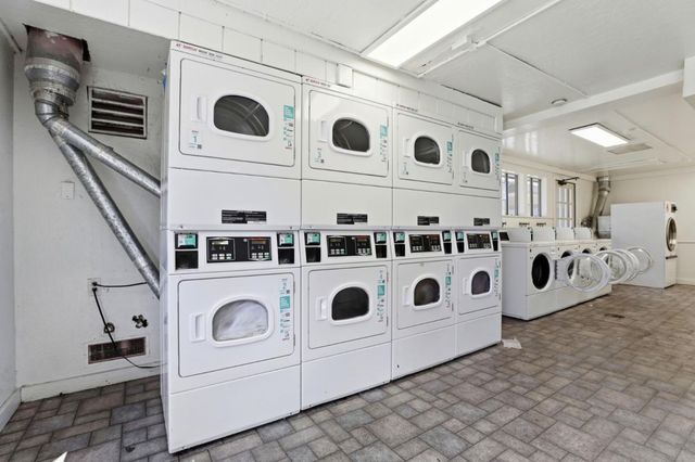 151 Buckingham Drive 205, Santa Clara, CA 95051