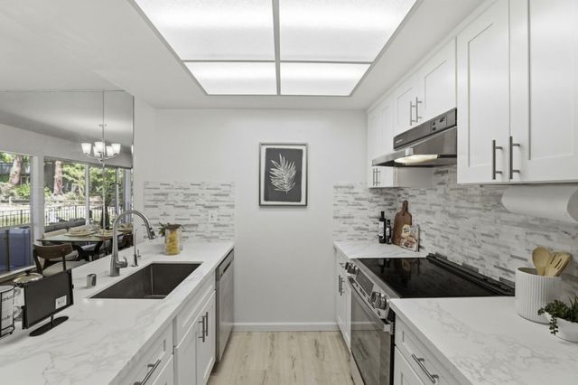 151 Buckingham Drive 205, Santa Clara, CA 95051