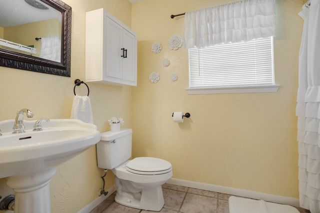 3601 Holly Street, Denison, TX 75020