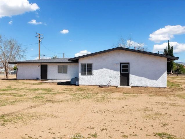 8998 8th Avenue, Hesperia, CA 92345