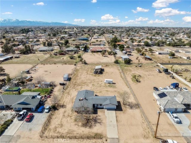 8998 8th Avenue, Hesperia, CA 92345