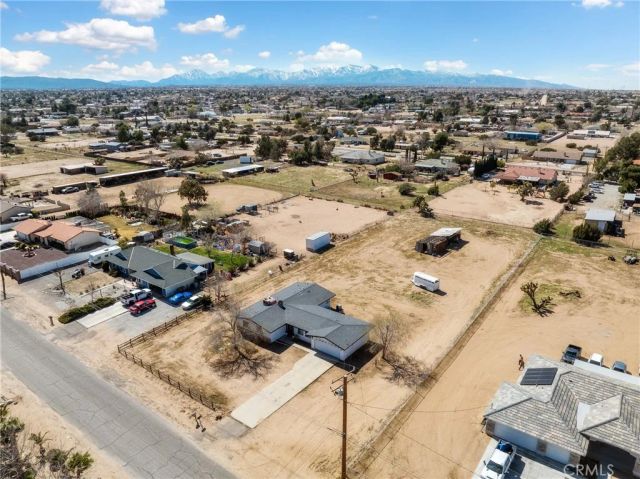 8998 8th Avenue, Hesperia, CA 92345