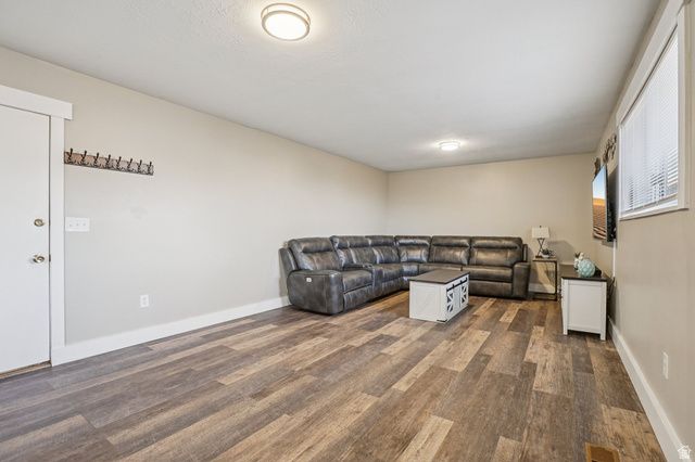 2964 W CONTINENTAL CIR, Taylorsville, UT 84129