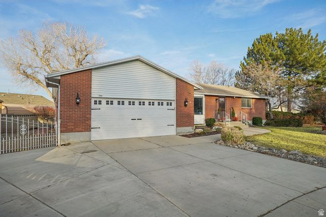 2964 W CONTINENTAL CIR, Taylorsville, UT 84129
