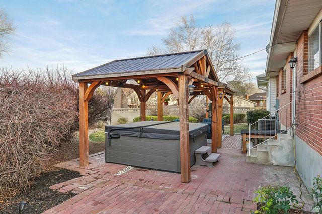 2964 W CONTINENTAL CIR, Taylorsville, UT 84129