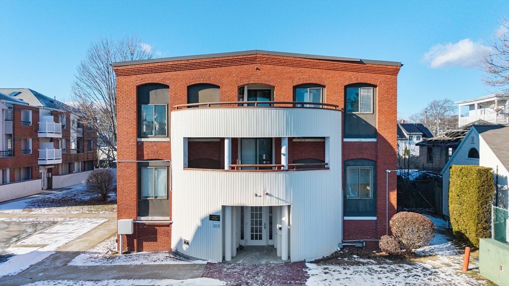 11 Margin Street 6, Lynn, MA 01904