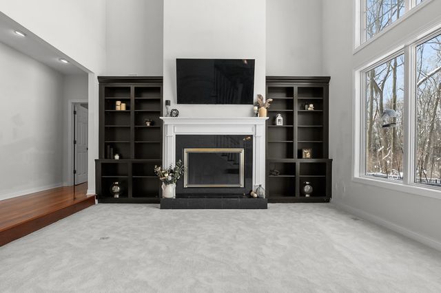 6480 Breezy Point Lane, Kalamazoo, MI 49009