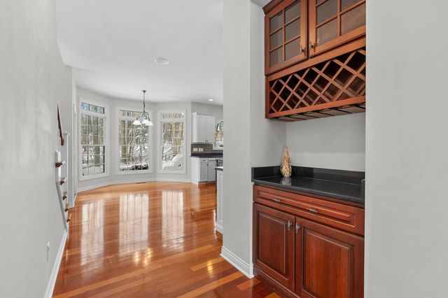 6480 Breezy Point Lane, Kalamazoo, MI 49009