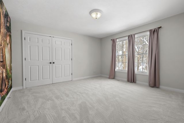 6480 Breezy Point Lane, Kalamazoo, MI 49009