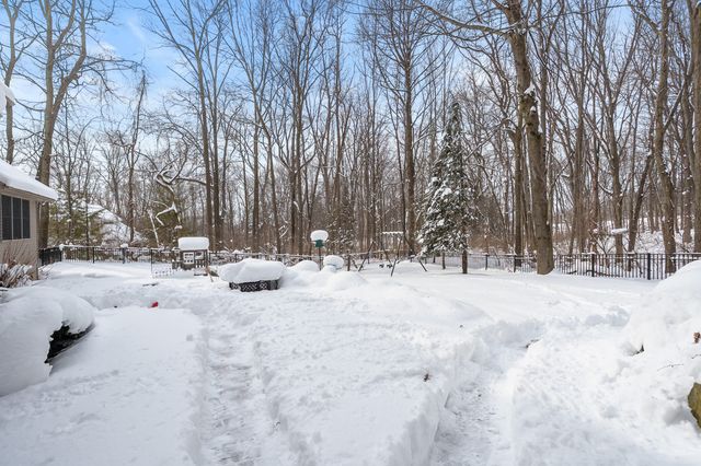 6480 Breezy Point Lane, Kalamazoo, MI 49009