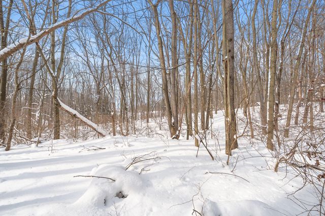 6480 Breezy Point Lane, Kalamazoo, MI 49009