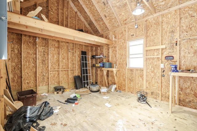 6480 Breezy Point Lane, Kalamazoo, MI 49009