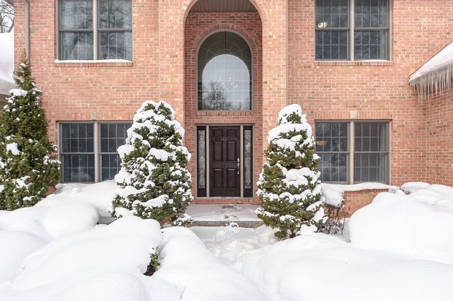 6480 Breezy Point Lane, Kalamazoo, MI 49009