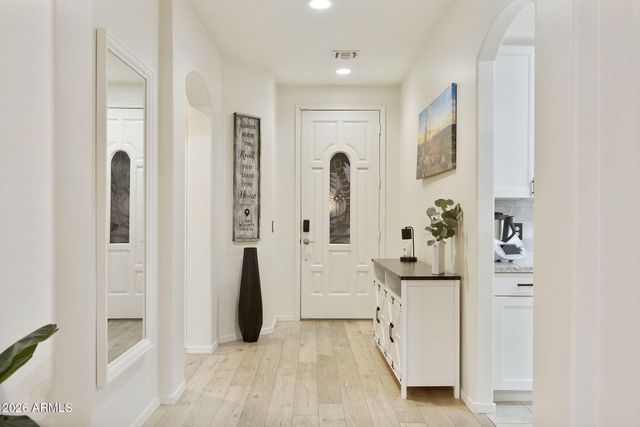 13660 W MONTE VISTA Road, Goodyear, AZ 85395