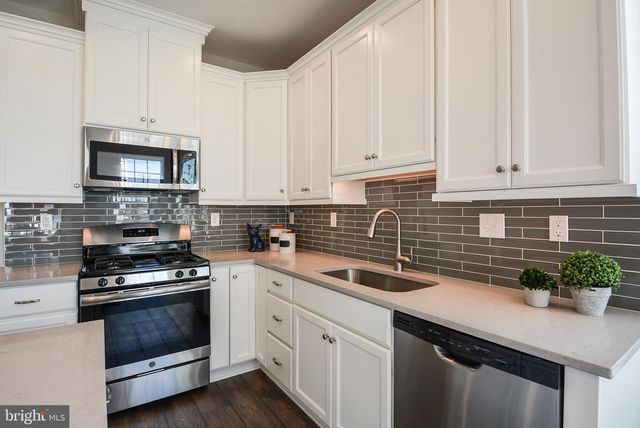 22 N CANNON AVE, Lansdale, PA 19446