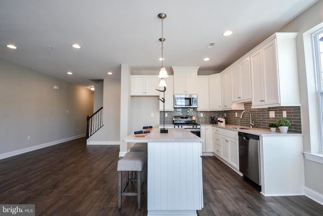 22 N CANNON AVE, Lansdale, PA 19446