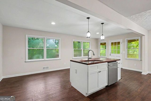 104 Chip Place, Stockbridge, GA 30281
