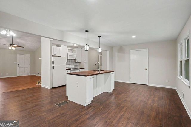 104 Chip Place, Stockbridge, GA 30281