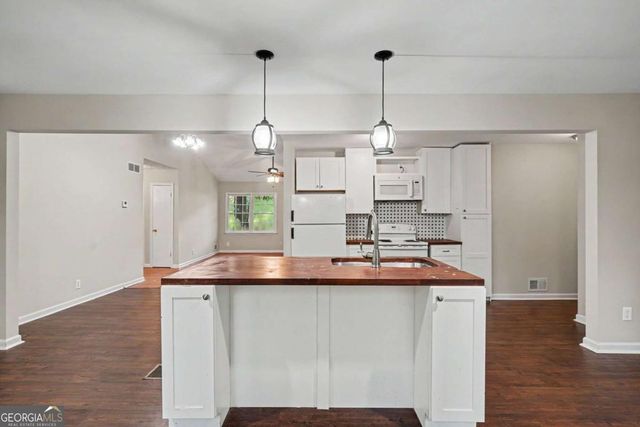 104 Chip Place, Stockbridge, GA 30281