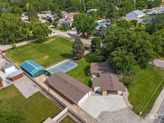 4320 N Locust Grove, Meridian, ID 83642