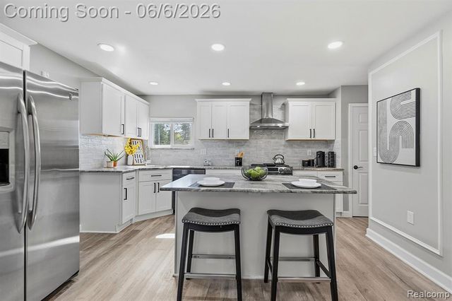 8710 32 Mile Road, Washington, MI 48095