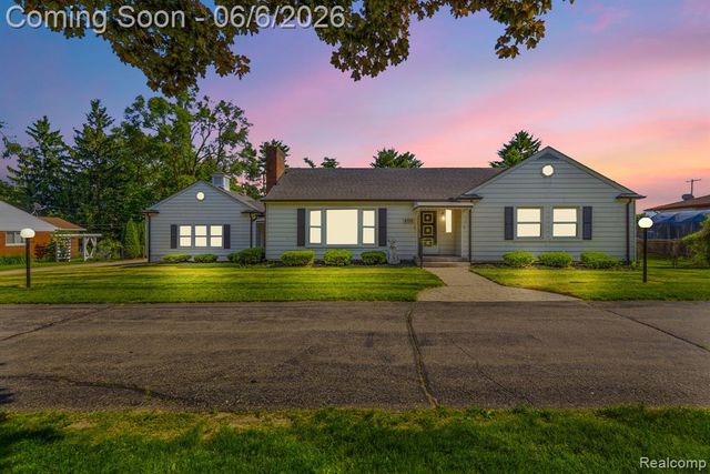 8710 32 Mile Road, Washington, MI 48095