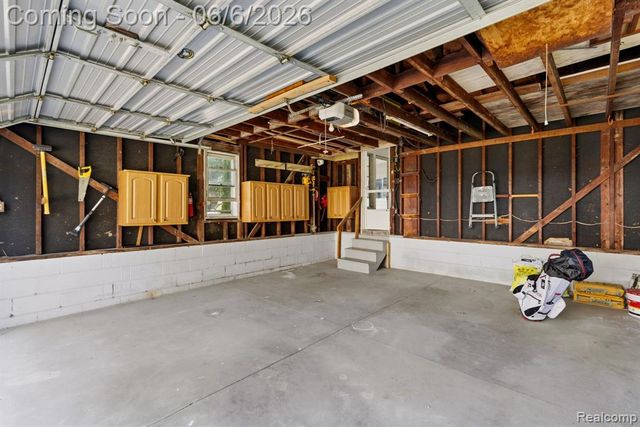 8710 32 Mile Road, Washington, MI 48095