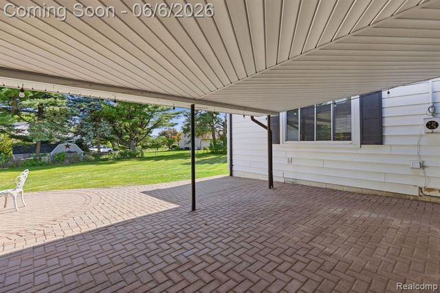 8710 32 Mile Road, Washington, MI 48095