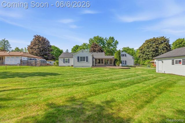 8710 32 Mile Road, Washington, MI 48095