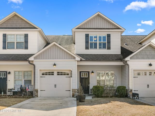 308 Winstead Loop Road, Richlands, NC 28574