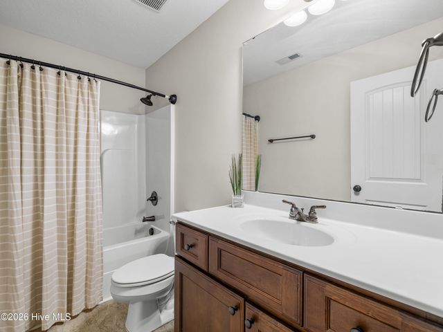 308 Winstead Loop Road, Richlands, NC 28574