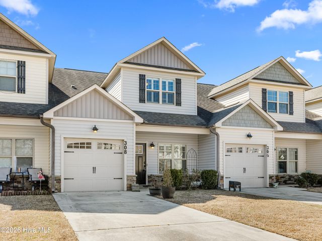 308 Winstead Loop Road, Richlands, NC 28574