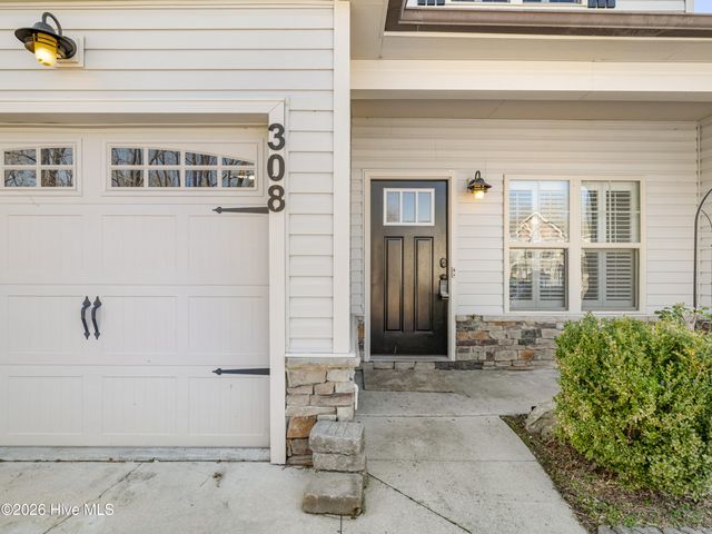 308 Winstead Loop Road, Richlands, NC 28574