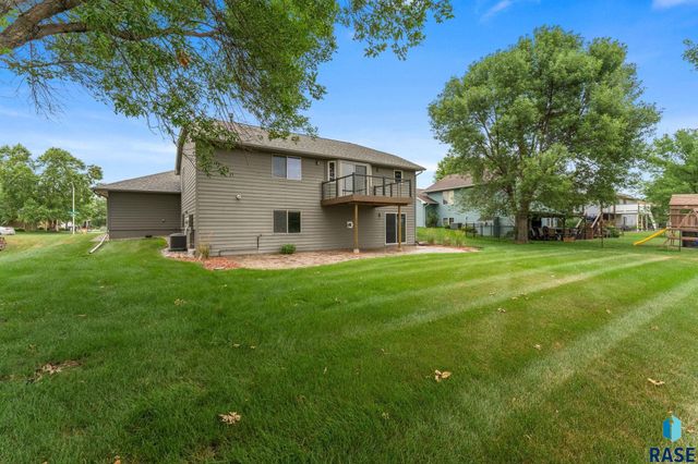 7247 W Chesapeake Ln Lane, Sioux Falls, SD 57106