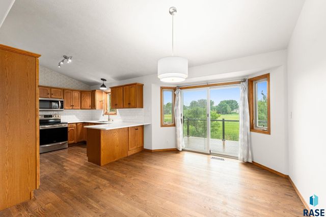 7247 W Chesapeake Ln Lane, Sioux Falls, SD 57106