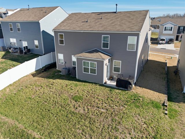 5026 Benelli Dr, Lebanon, TN 37090