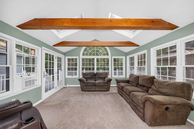 59 Beaverbrook Rd, Burlington, MA 01803