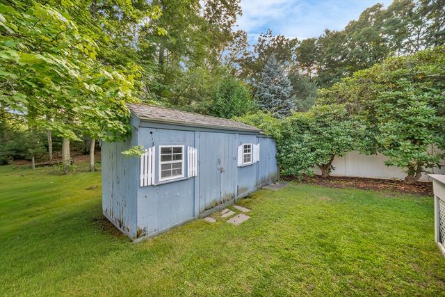 59 Beaverbrook Rd, Burlington, MA 01803