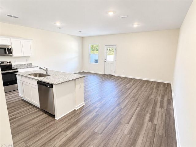 415 Dandelion Court, Mebane, NC 27302