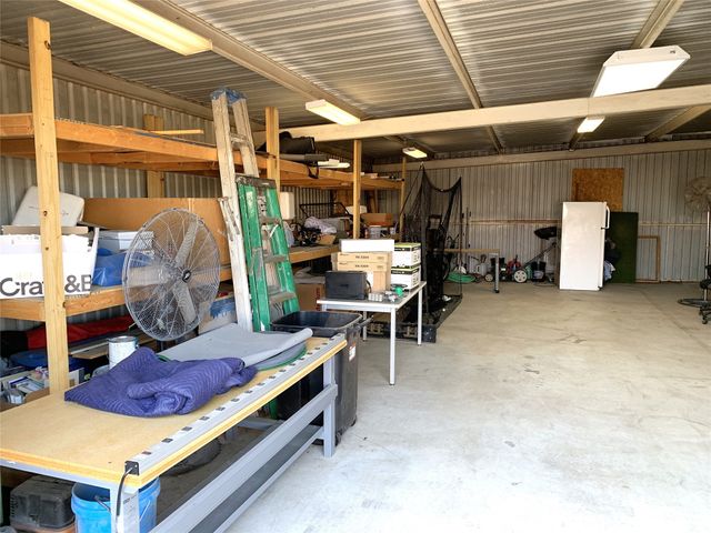 807 W Corsicana Street, Athens, TX 75751