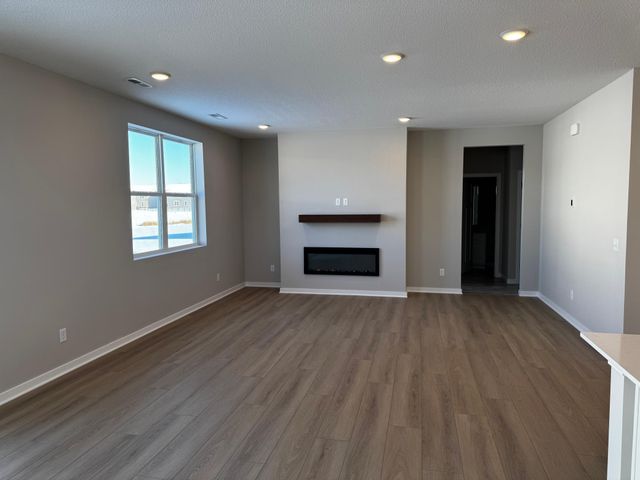 12736 Farnham Lane, Rogers, MN 55374