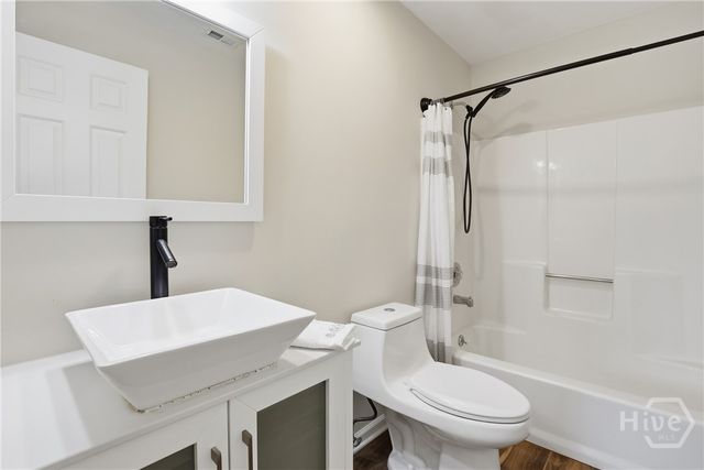 62 Colony Park Drive, Savannah, GA 31406