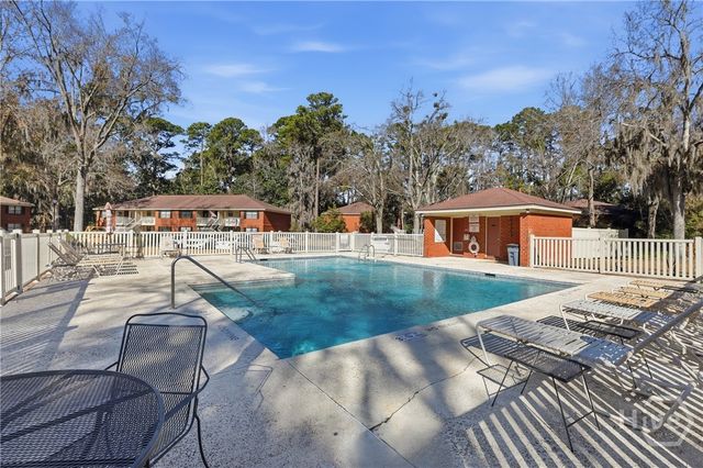 62 Colony Park Drive, Savannah, GA 31406