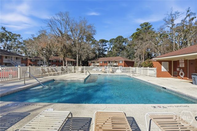 62 Colony Park Drive, Savannah, GA 31406