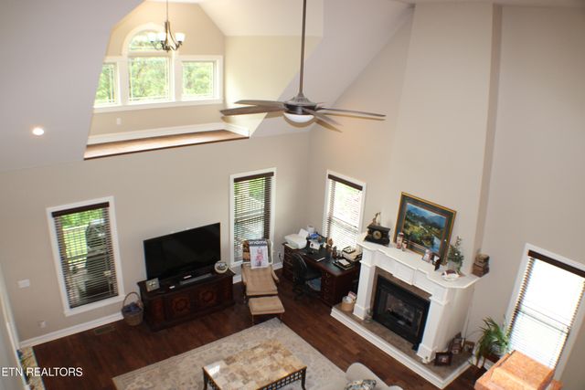 184 Danielle Court, Harrogate, TN 37752