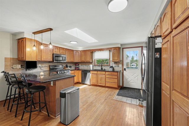 810 Indiana Avenue, Marysville, MI 48040