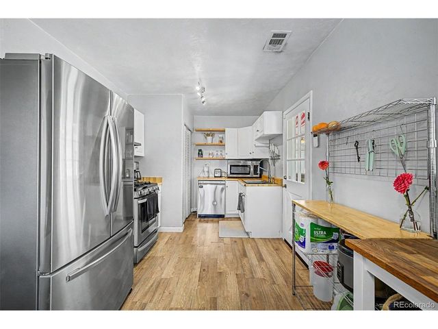 5480 Niagara St, Commerce City, CO 80022