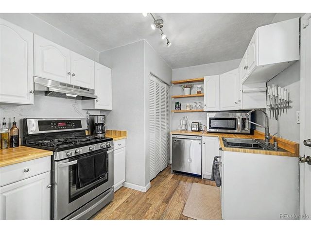 5480 Niagara St, Commerce City, CO 80022